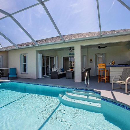 Charming Waterfront Vacation Rental With Fabulous Views And Easy Access To The Caloosahatchee River Cape Coral Exterior photo