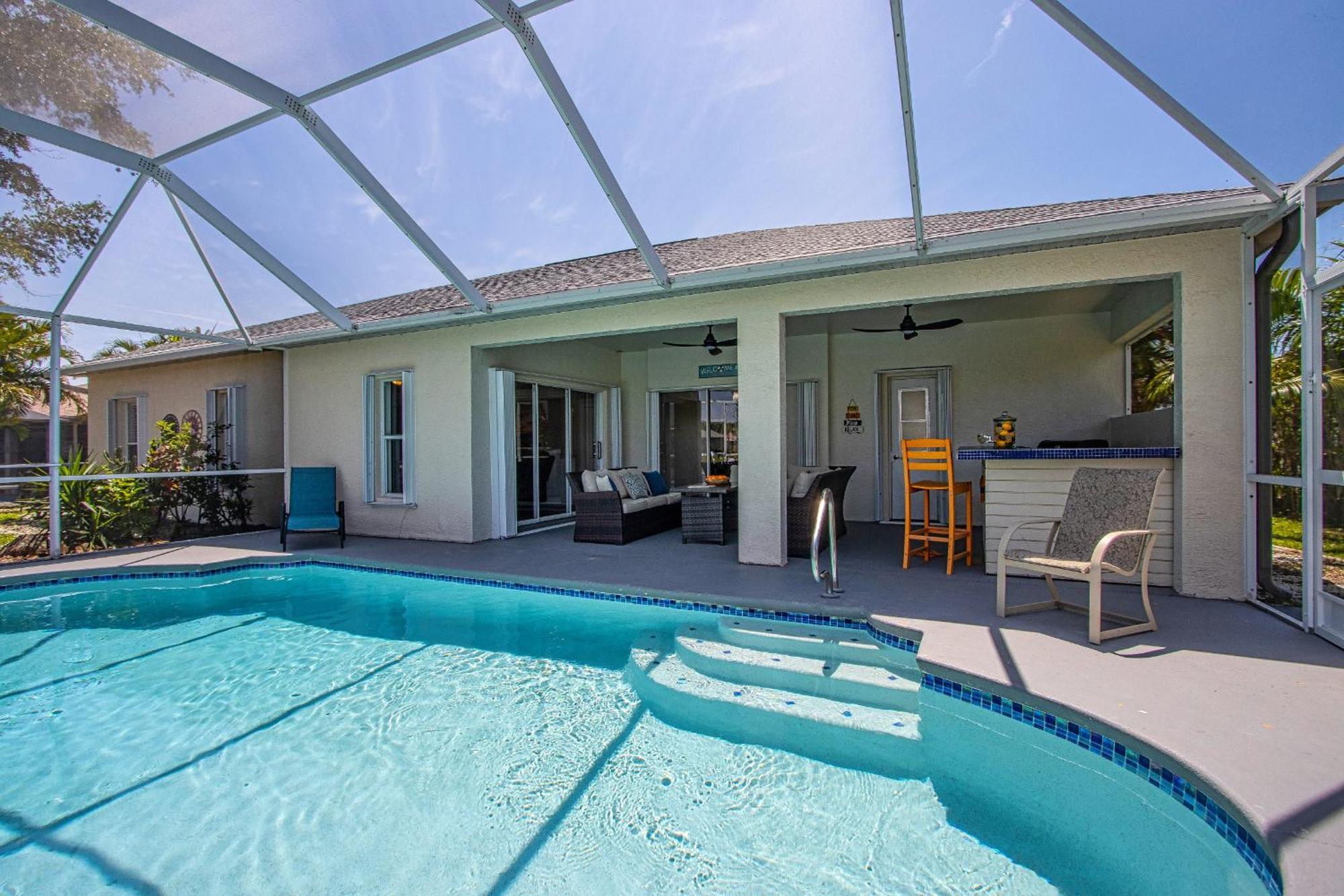 Charming Waterfront Vacation Rental With Fabulous Views And Easy Access To The Caloosahatchee River Cape Coral Exterior photo